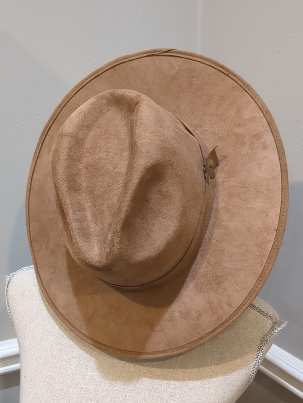 Faux Suede-Look Wide Brim Fedora Hat in Tan